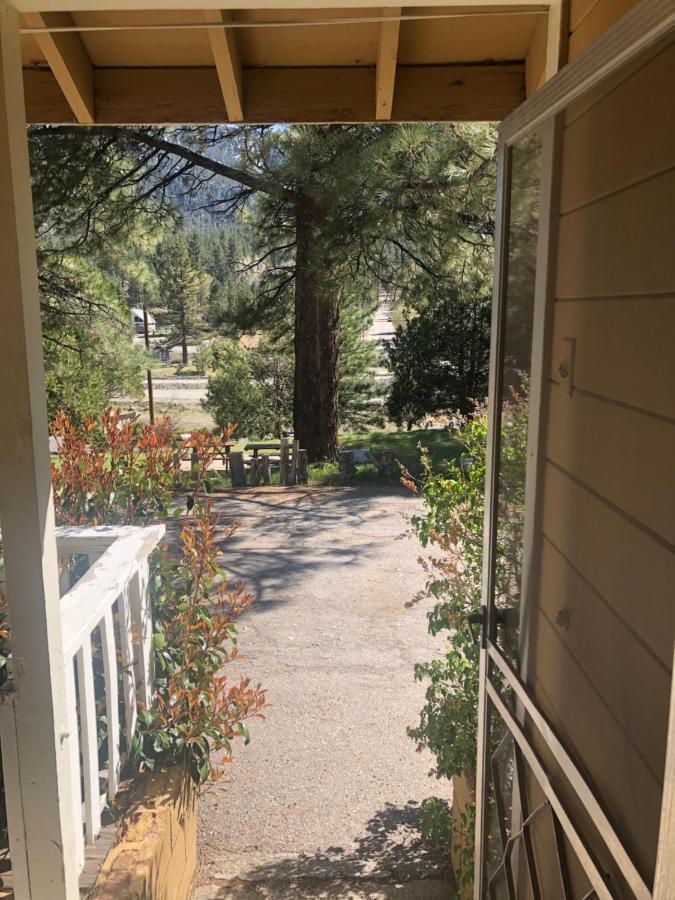 Mountain View Cabins Wrightwood Ngoại thất bức ảnh